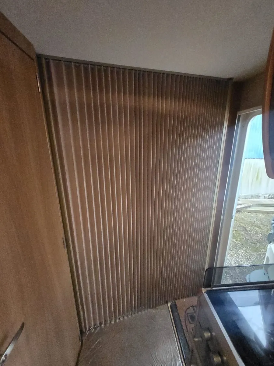 CARAVAN - Image 3