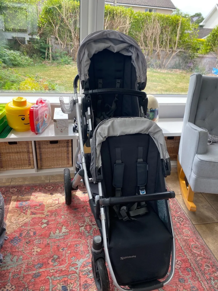 UPPAbaby Vista V2 Complete Bundle - Image 2