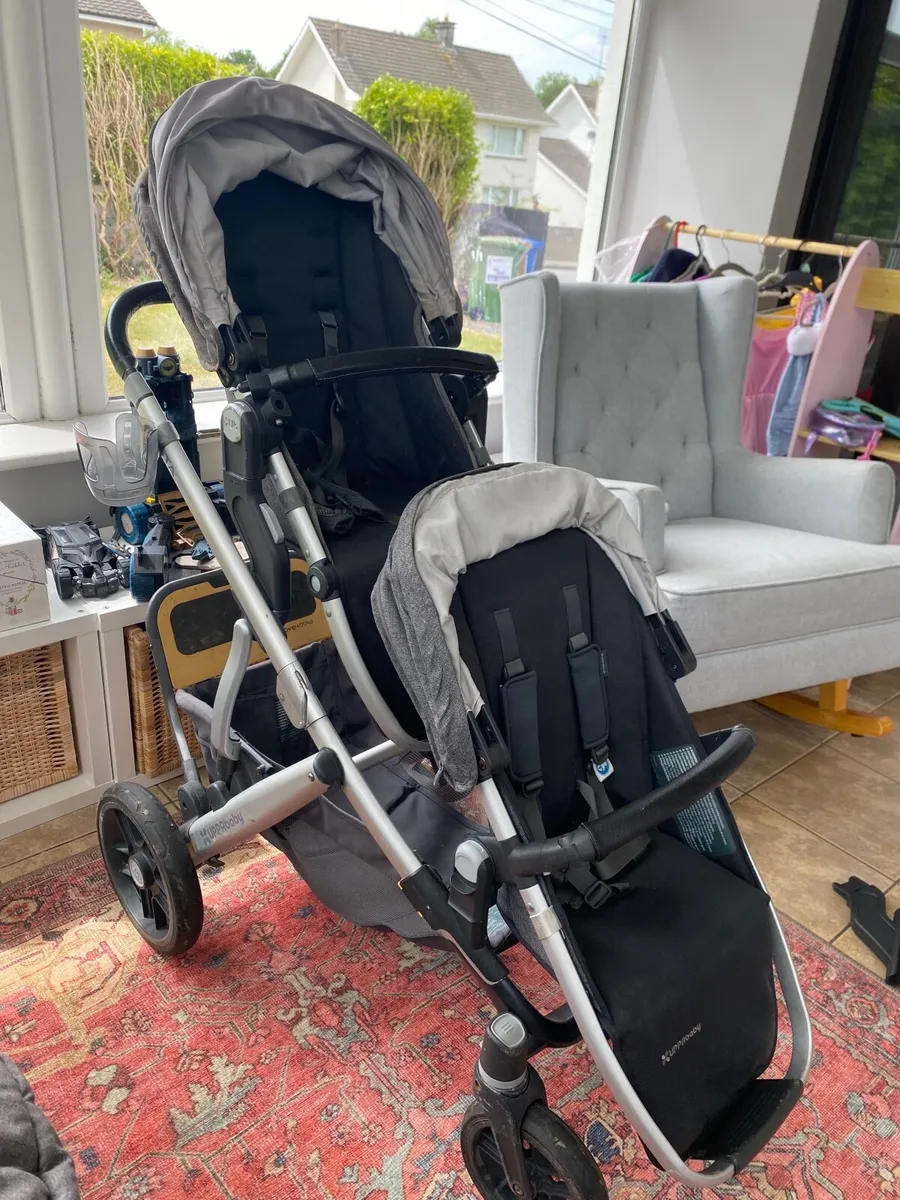 UPPAbaby Vista V2 Complete Bundle - Image 3