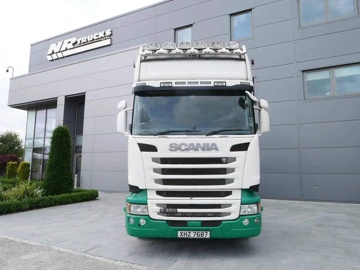 Scania R450 - Highline - 6x2 - T1-03279 - 2016 - Image 2