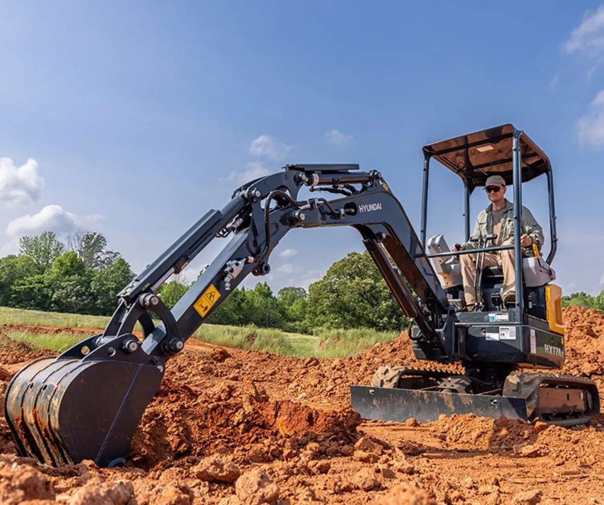 Hyundai Mini Excavator HX17 AZ  New & Unused (2025 - Image 2