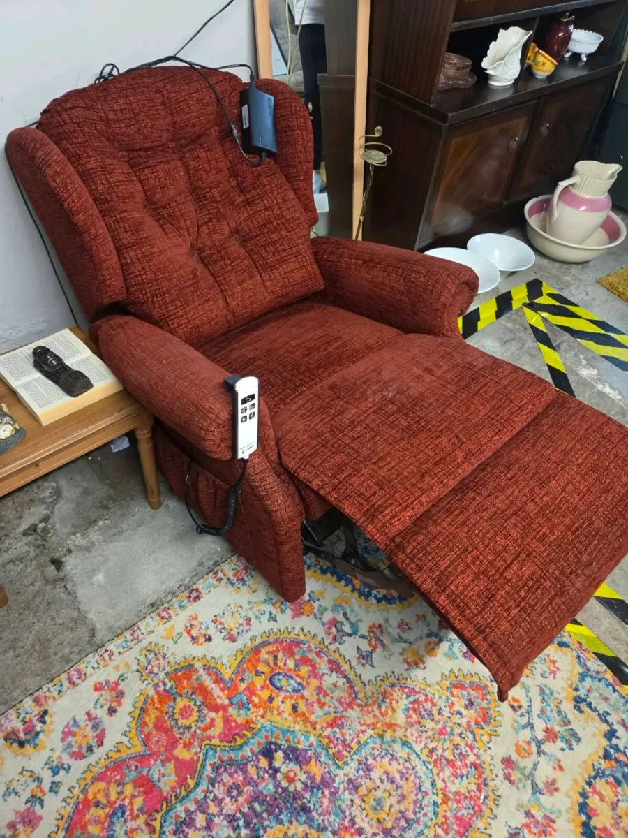 Sherborne Electronic orthopaedic chairs x 2 - Image 2