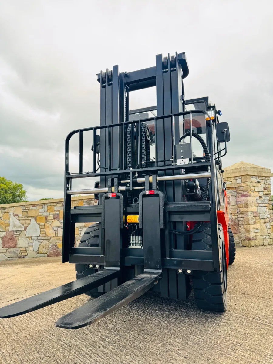 NEW Noblelift CPCD50  5-Ton Forklift - Image 3