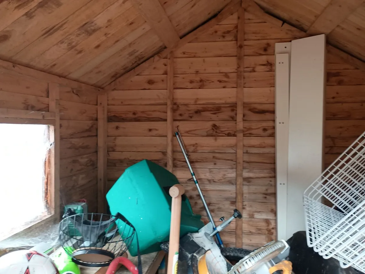 Timber shed - Image 2