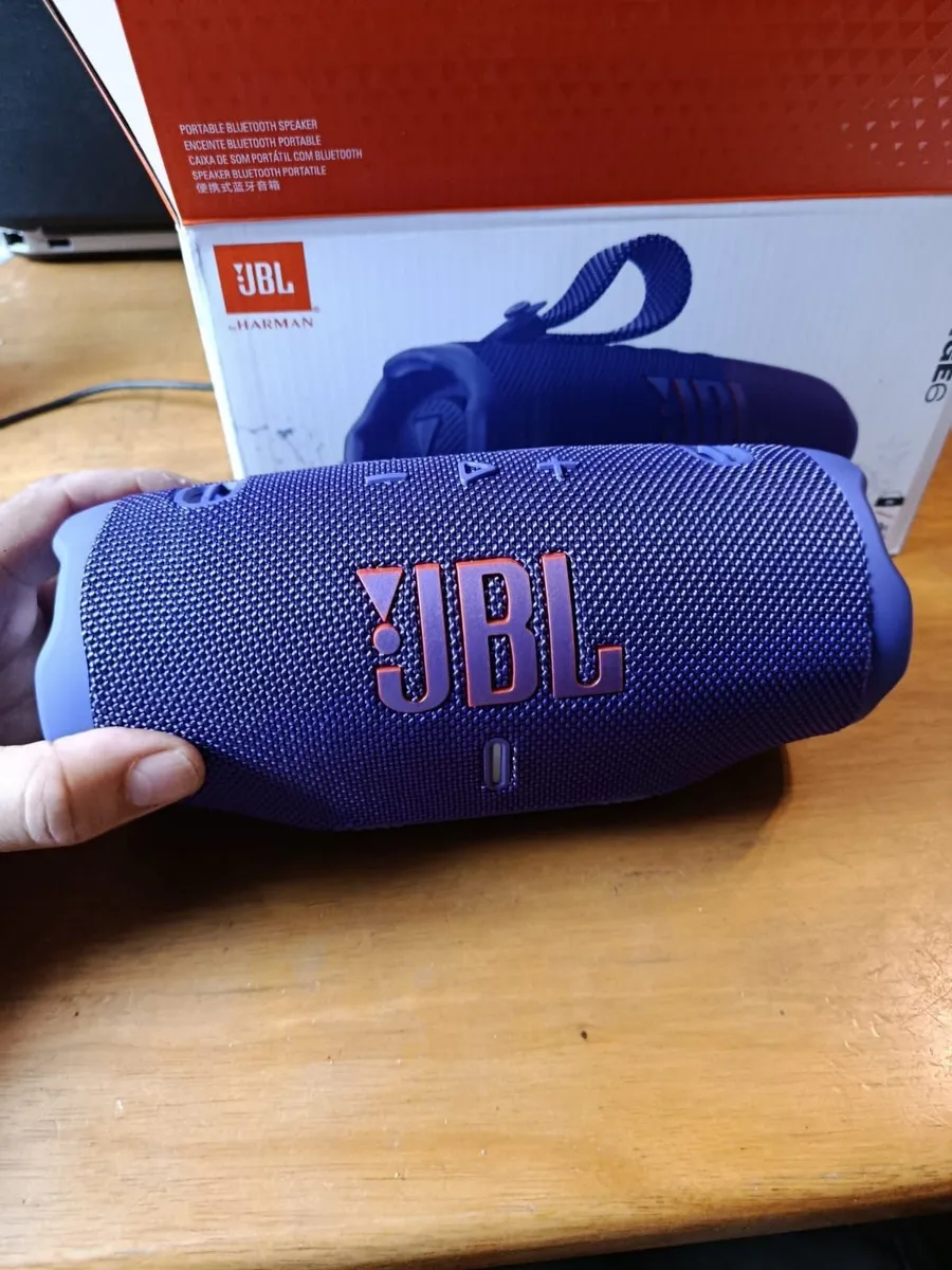 JBL Charger 6 - Image 2