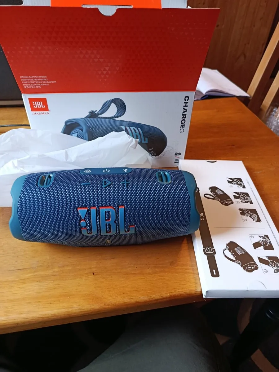 JBL Charge 6 - Image 1