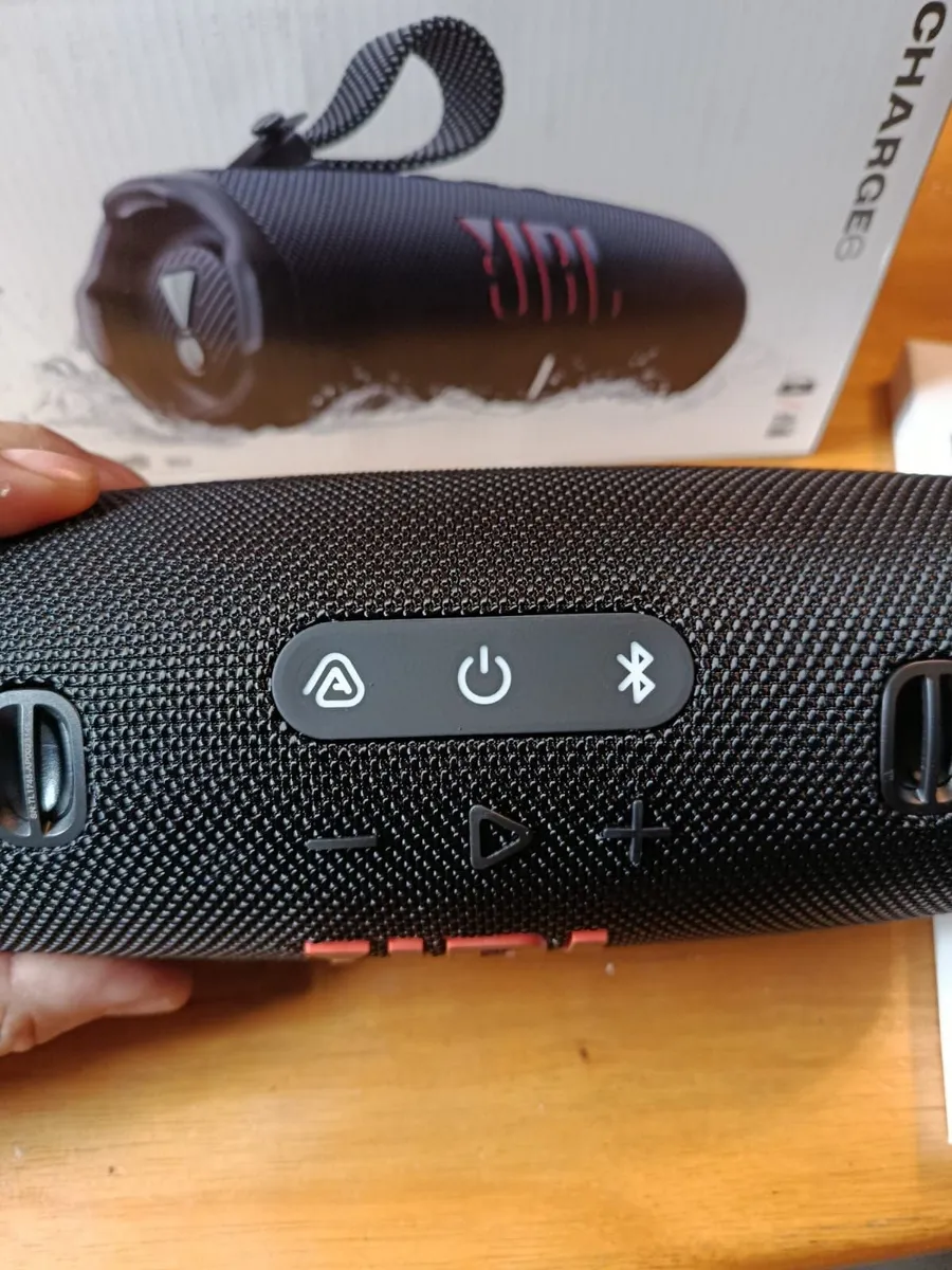 JBL Charger 6 - Image 2