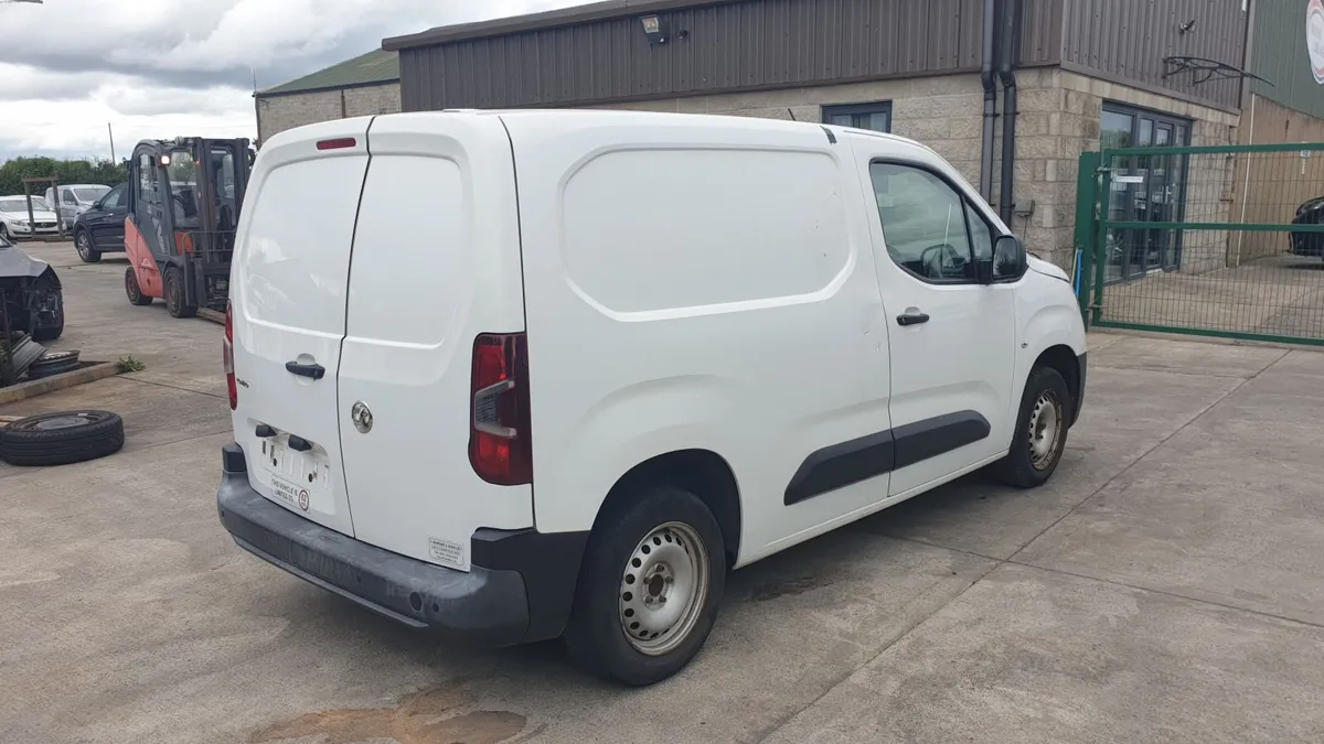 *For parts* Opel Combo 1.6 diesel 5 speed (2019) - Image 2
