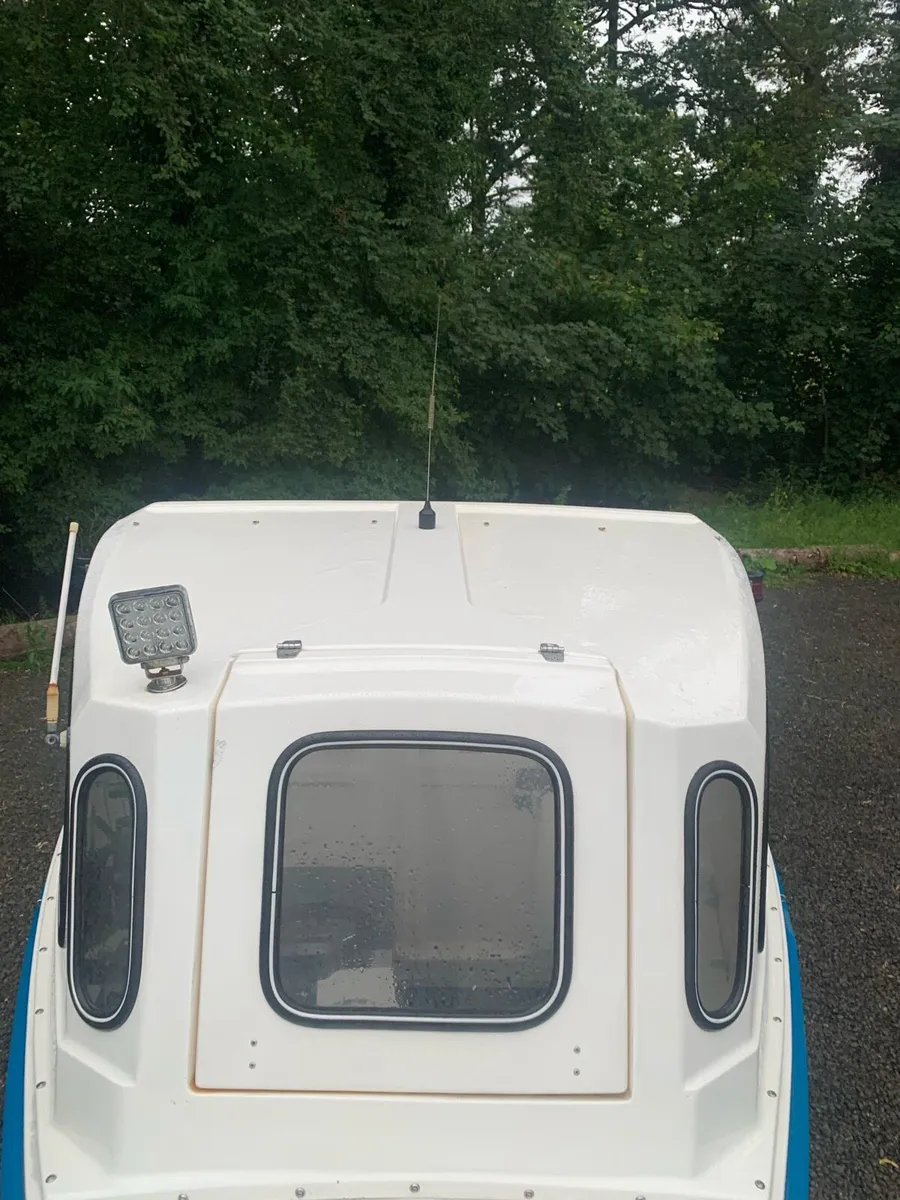 Redbay fast fisher 19 Fishing boat DF60A trailer - Image 4