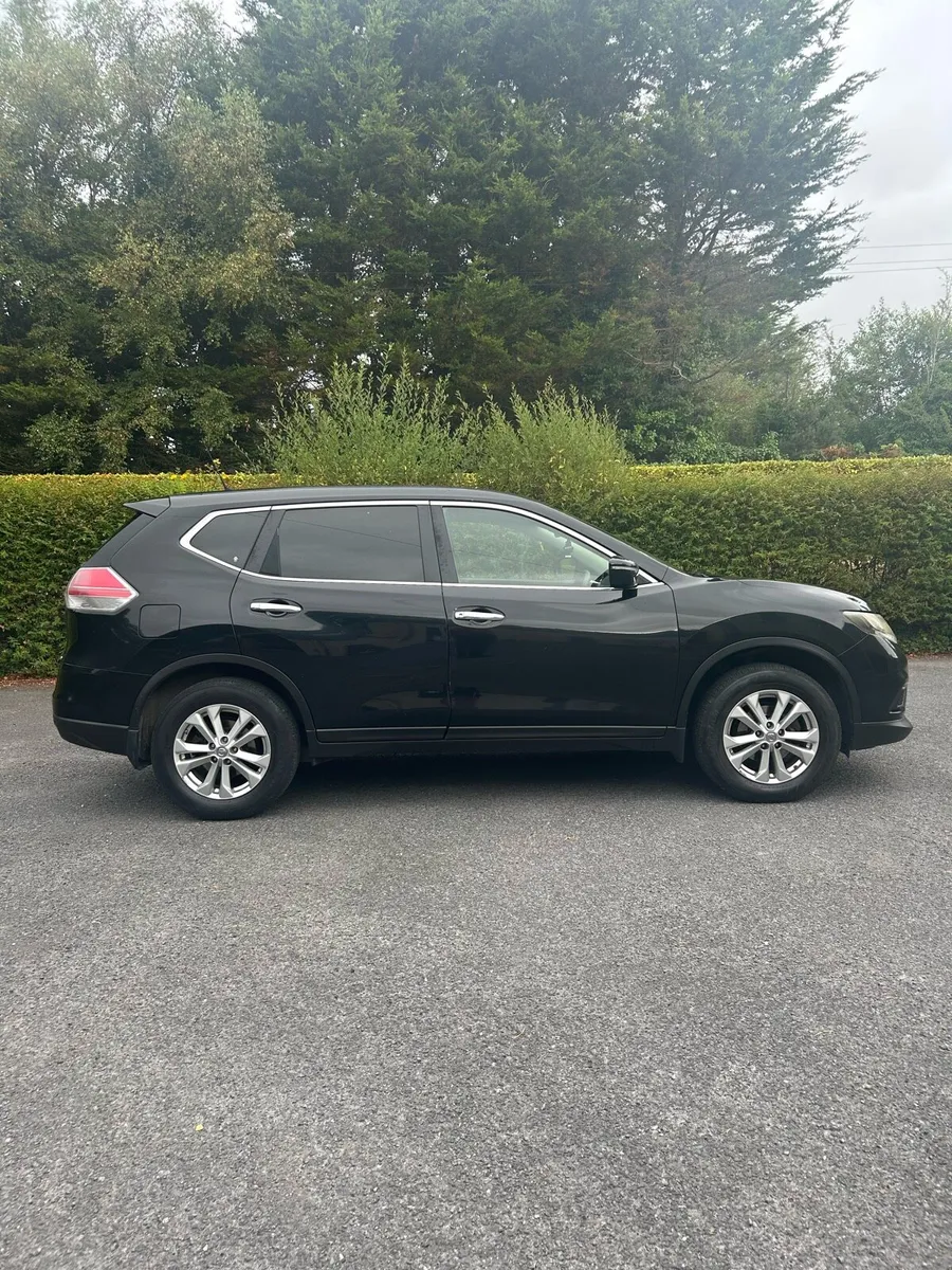 Nissan X Trail - Image 1