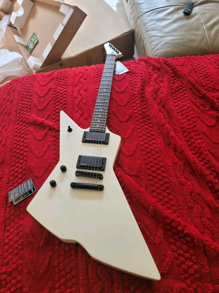 guitar explorer Harley Benton EX-84 - Image 2