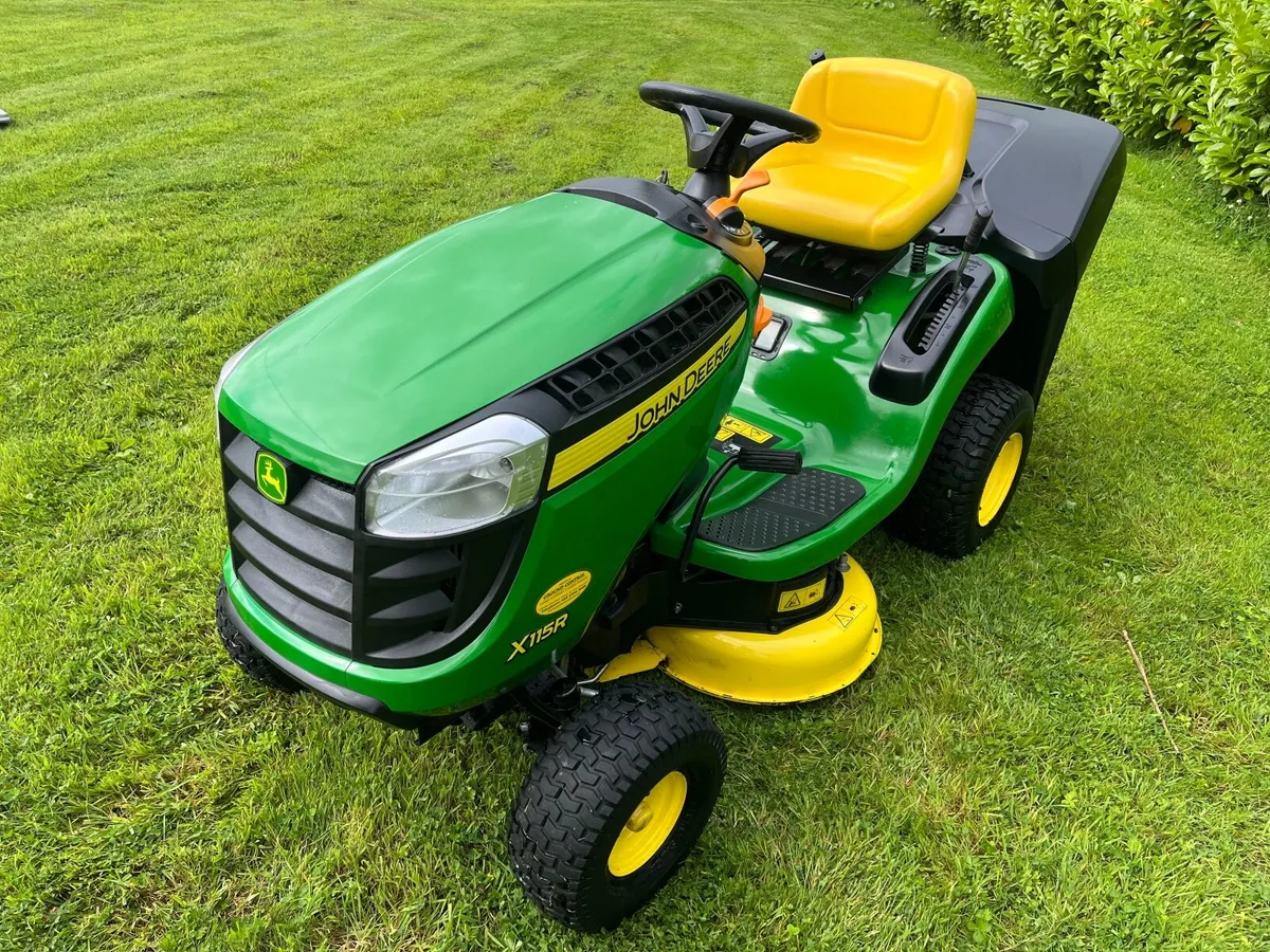 John Deere ride on mower - Image 3