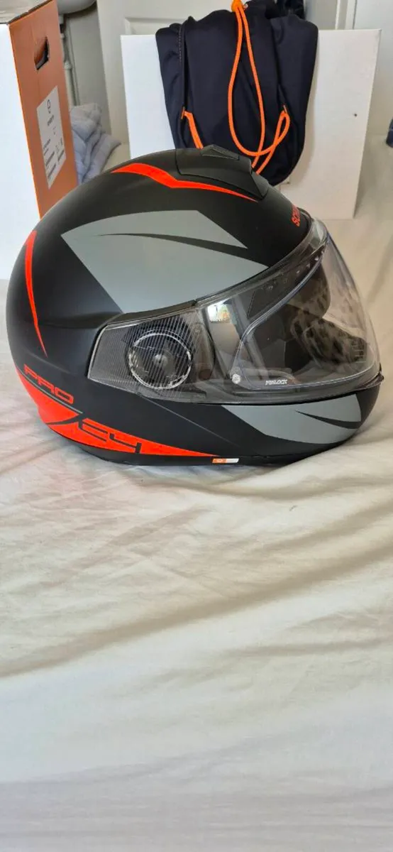 2 Schuberth motorcycle helmets - Image 1