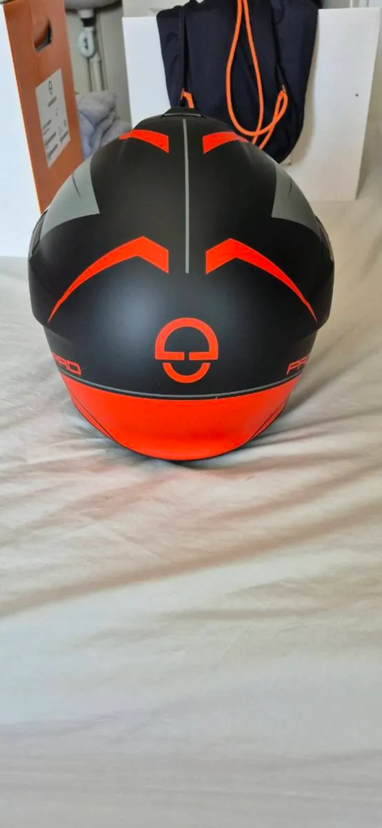 2 Schuberth motorcycle helmets - Image 3