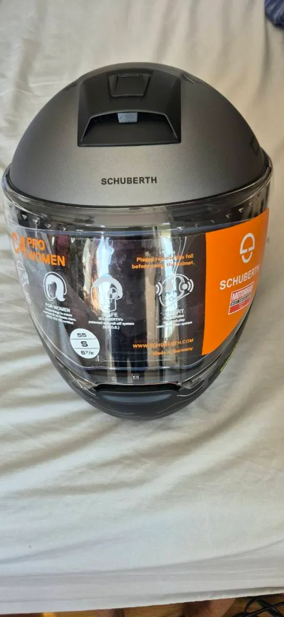 Ladies Schuberth motorcycle helmet. - Image 4