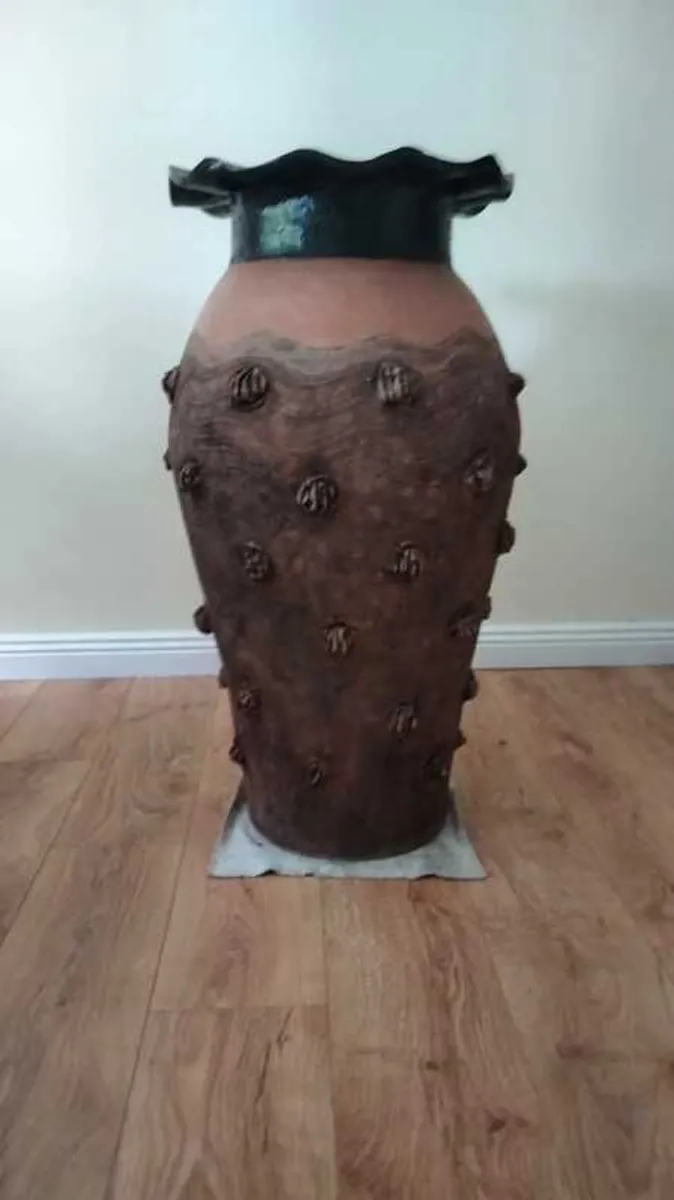 Large Vintage Irish Studio Pottery Floor Vase  Unique Hand-Built Coil Pot - Image 3