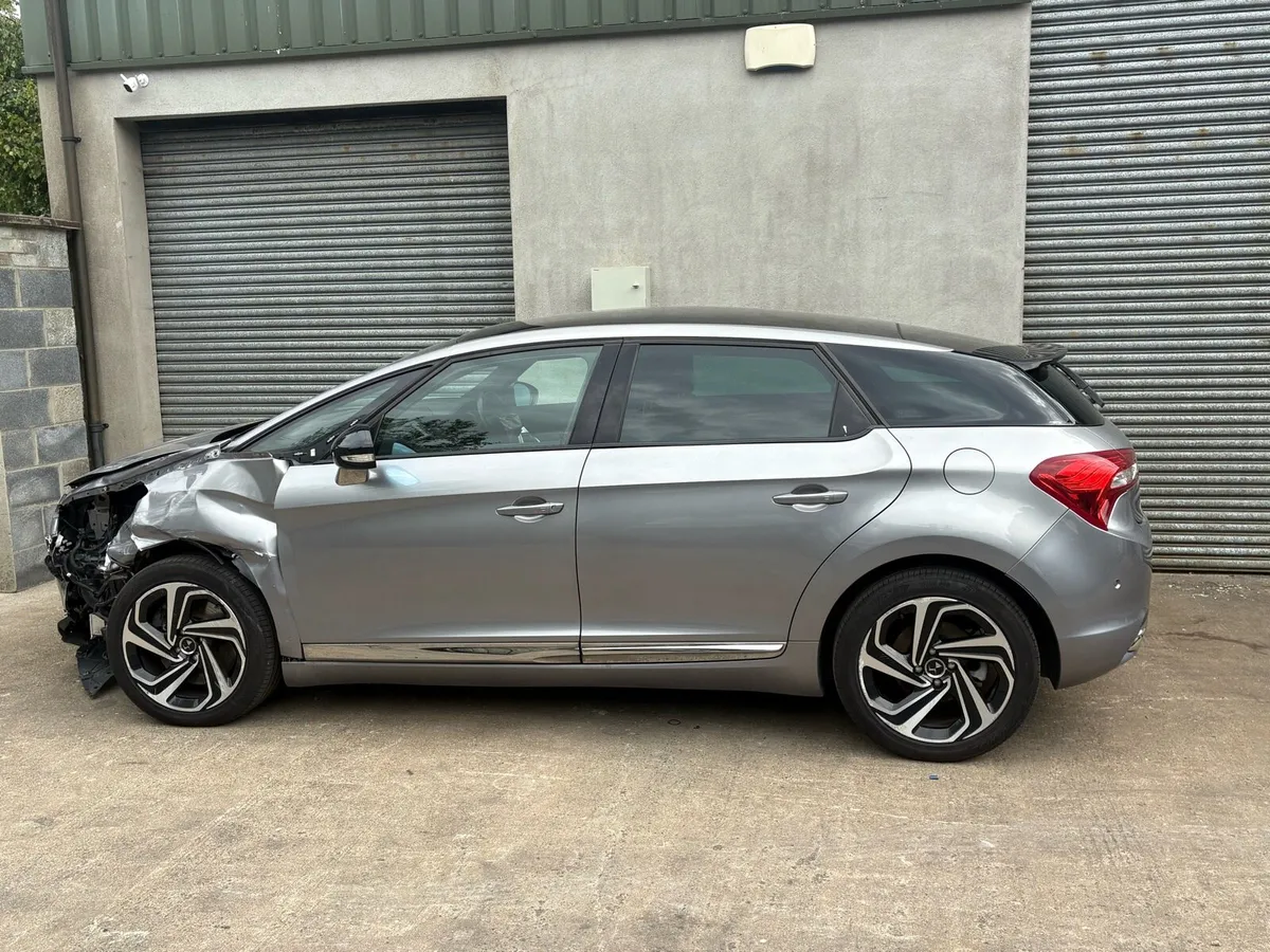 172 CITROEN DS5… ! LOW MILEAGE! - Image 2