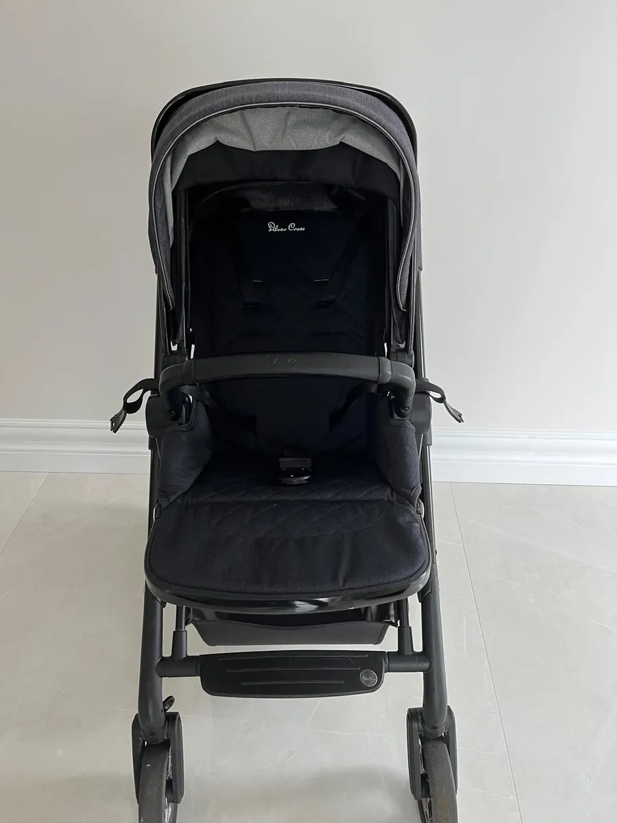 Silver cross complete travel system - Image 2