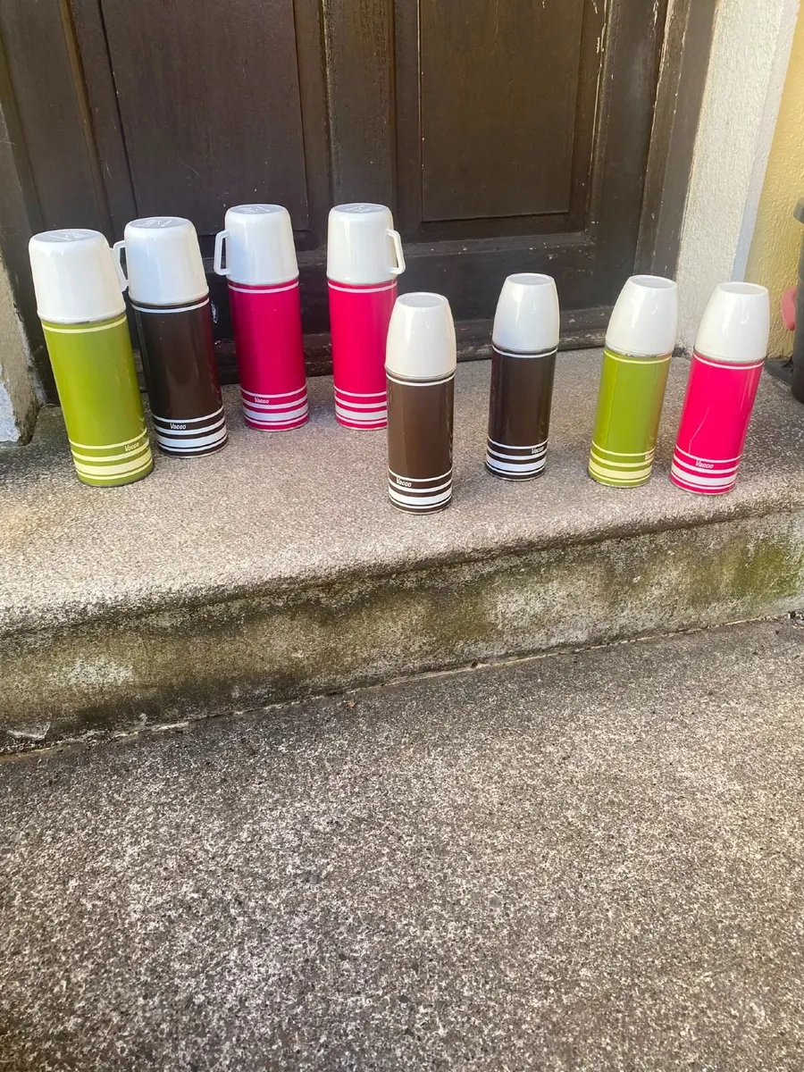 Vintage flasks - Image 3