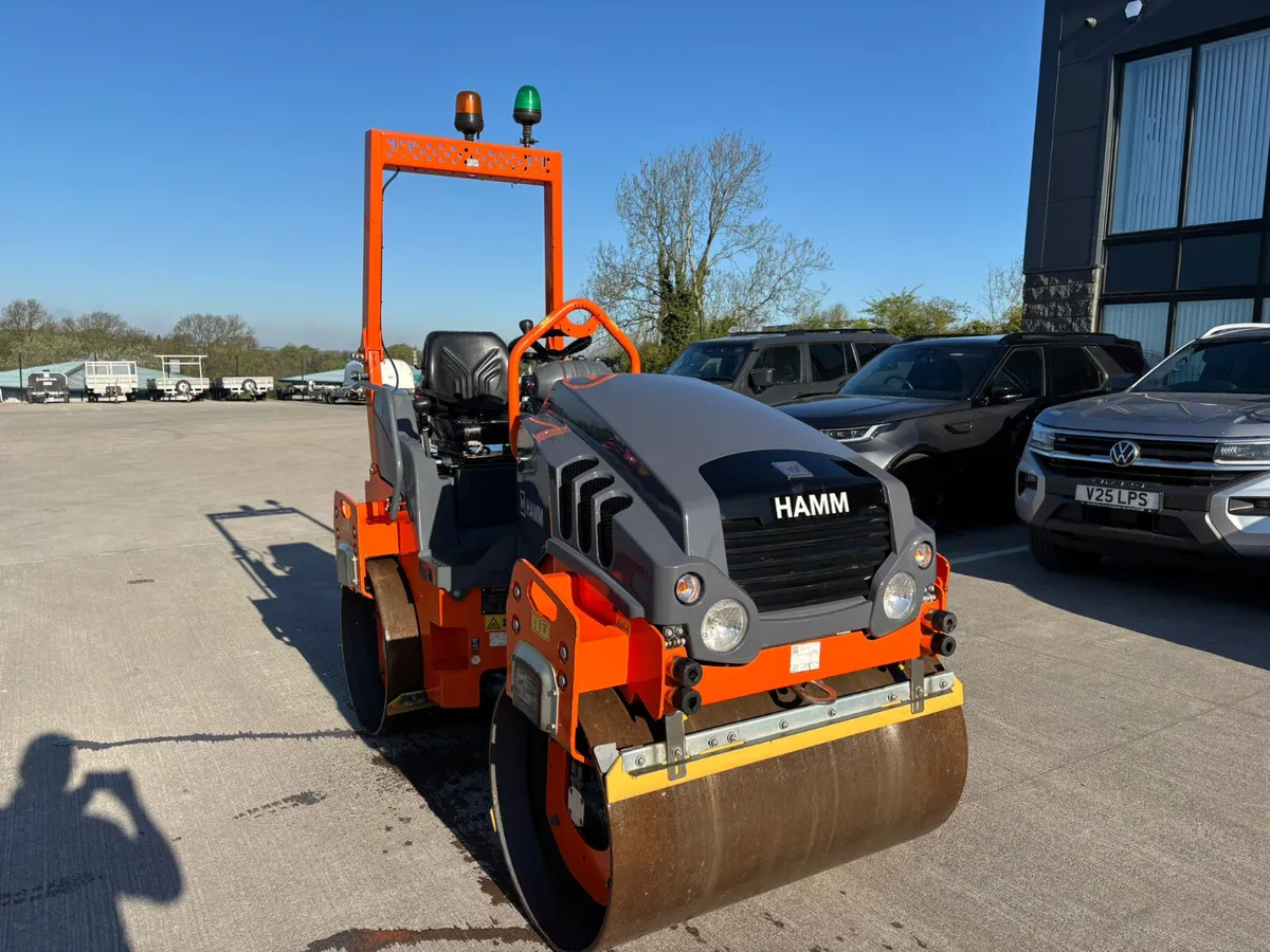 2024 HAMM HD12VV TWIN DRUM ROLLER - Image 3