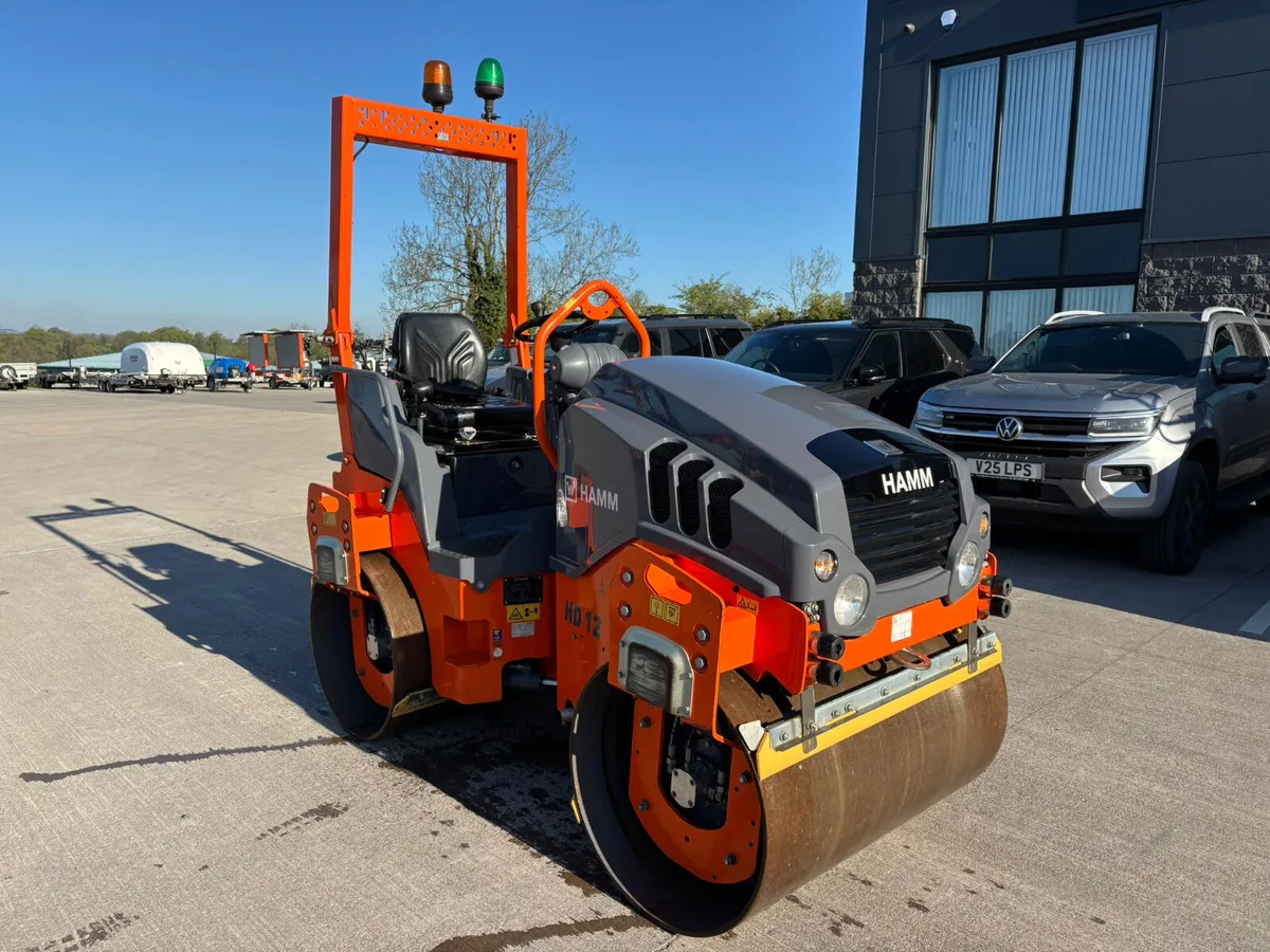 2024 HAMM HD12VV TWIN DRUM ROLLER - Image 2