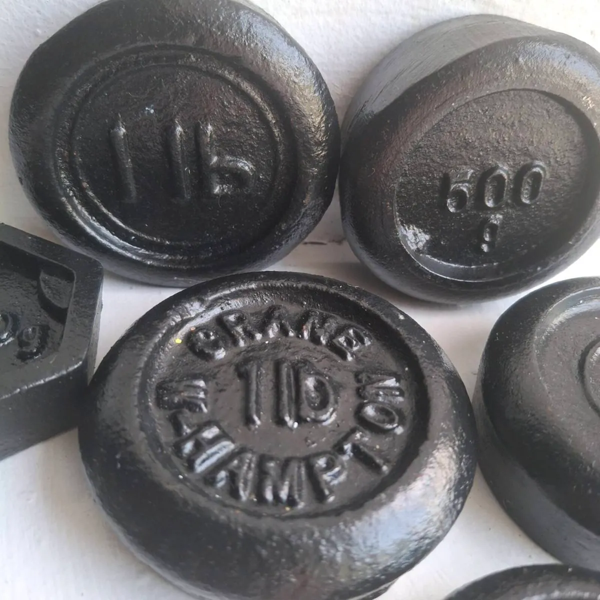 Vintage & Antique Cast Iron Scale Weights - Image 2