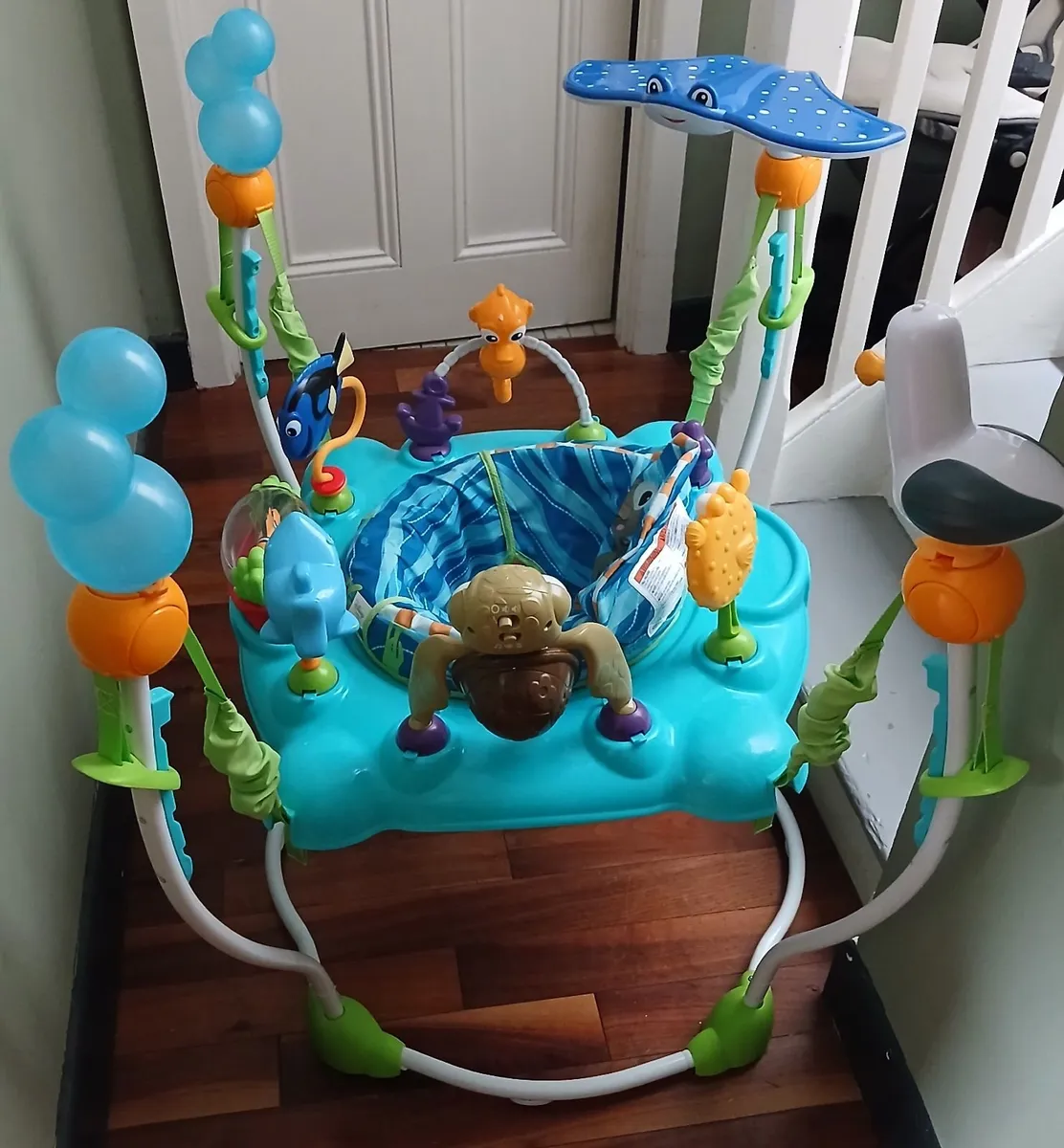 Bundle of x5 essential baby items (0-6 months+) - Image 4