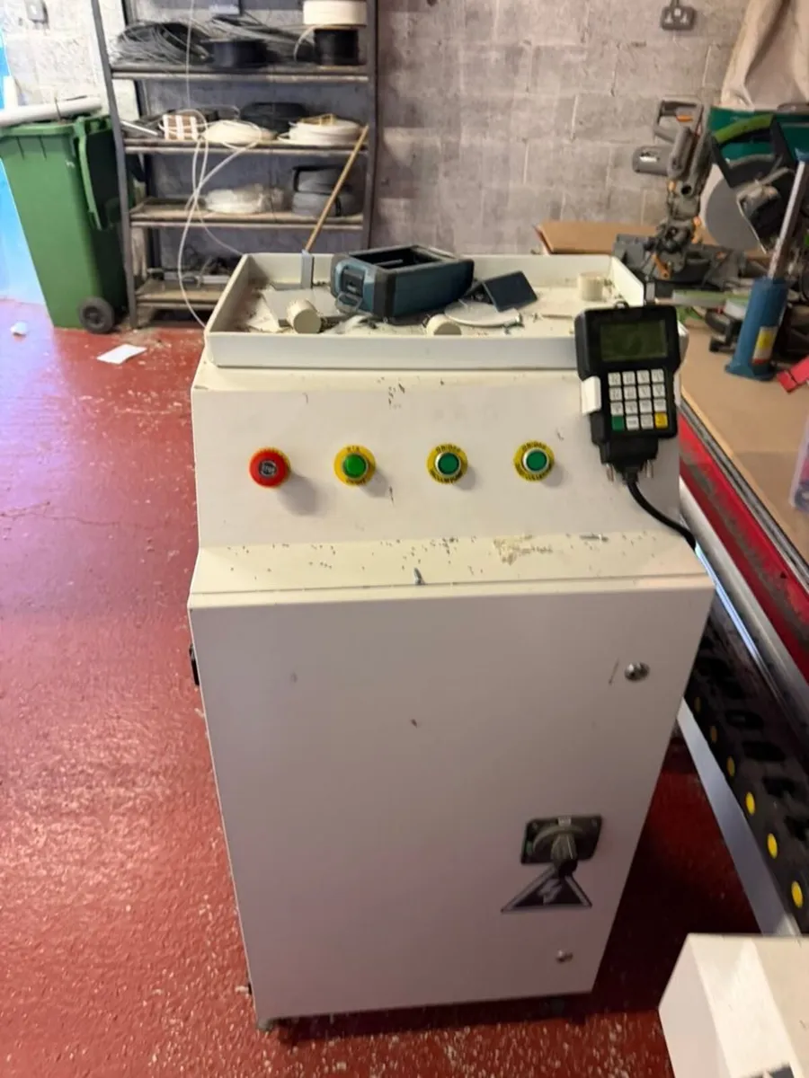CNC Router - Image 1