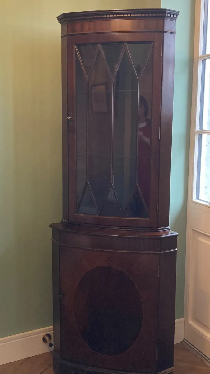 Corner Unit - Image 1