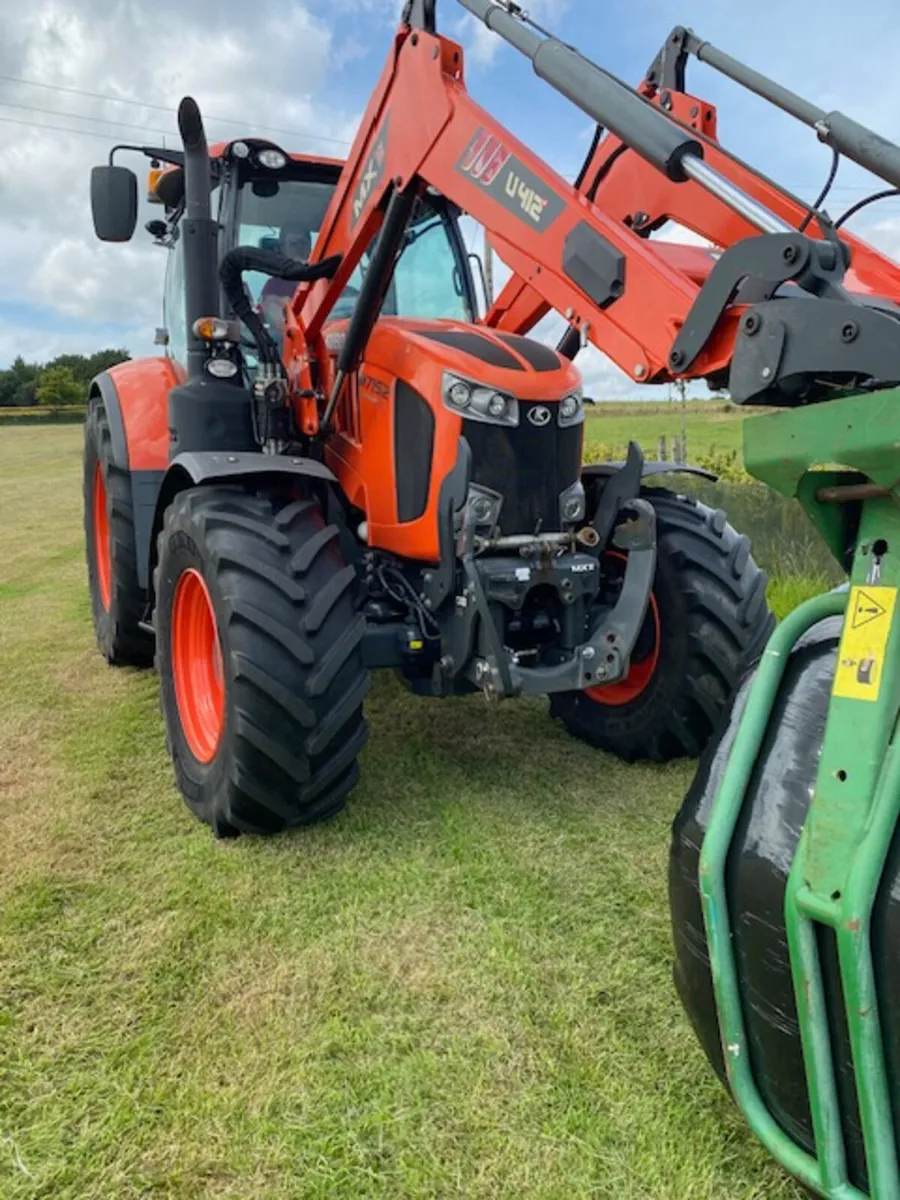 2021 Kubota M7152 Premium c/w MX Loader - Image 3