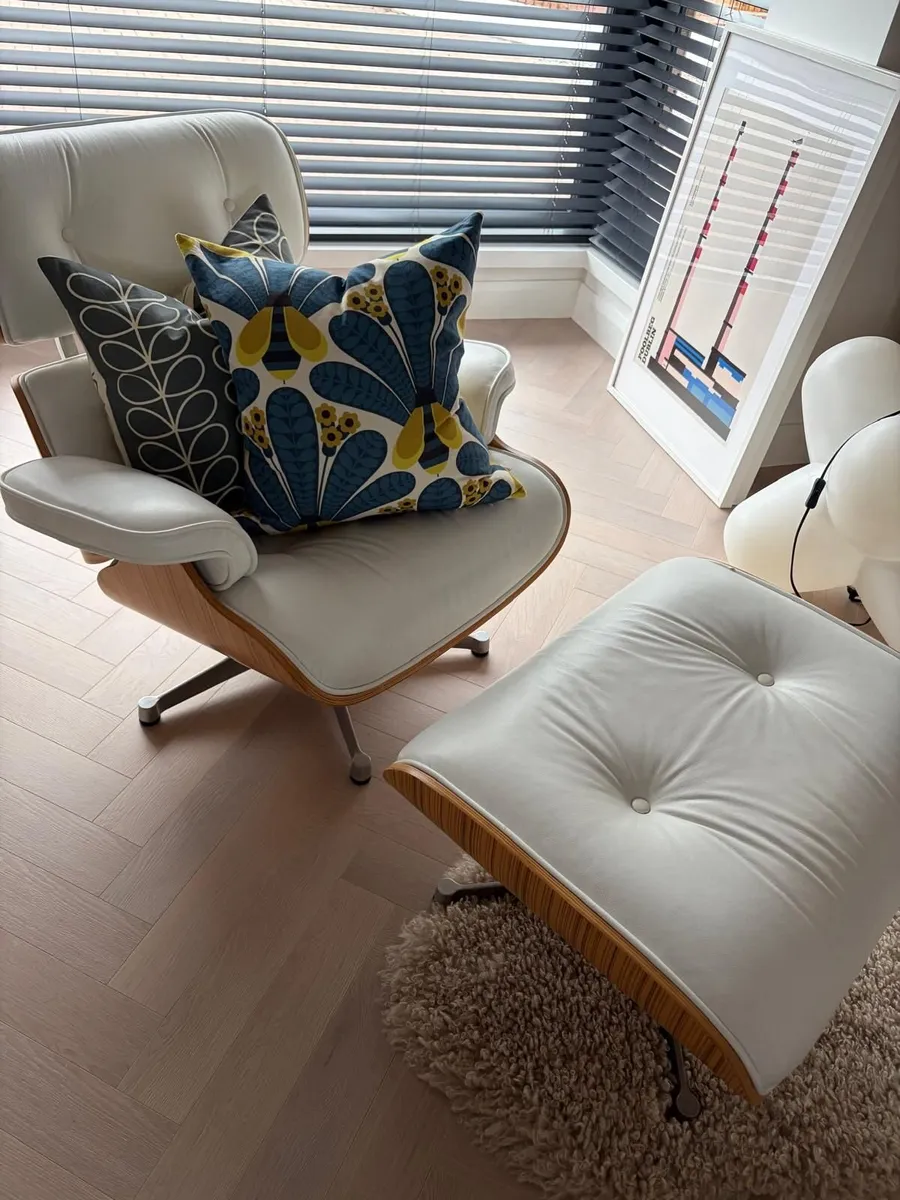 Charles and Eames style lounge chair and ottoman - Image 1