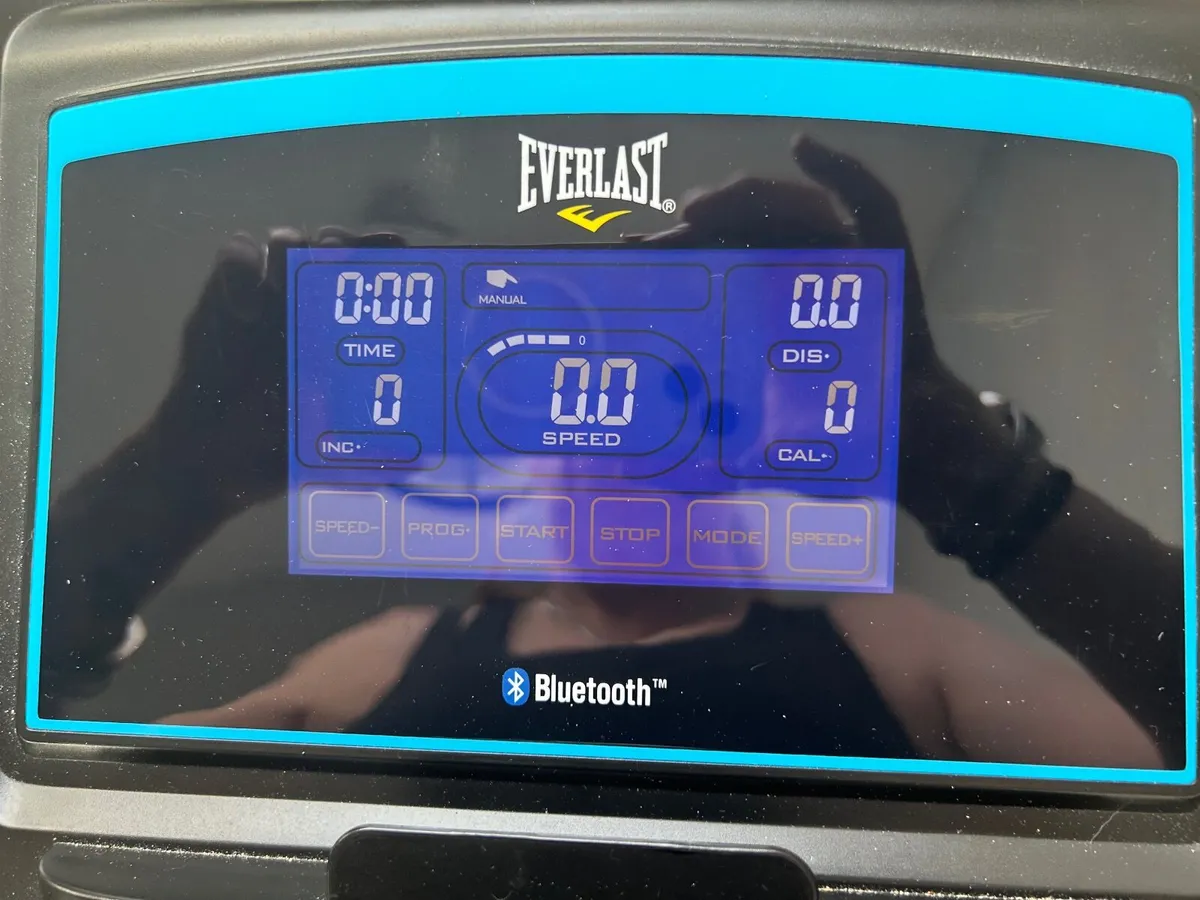 Everlast XV9 Motorised Treadmill – €275 ONO - Image 3