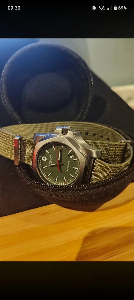 Victorinox INOX mens watch - Image 1