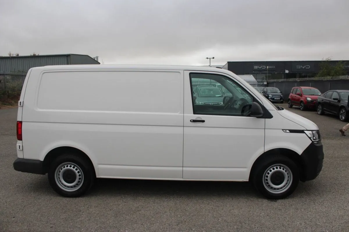 Volkswagen Transporter TRANSPORTER T6 28 PVS TDI 1 - Image 3