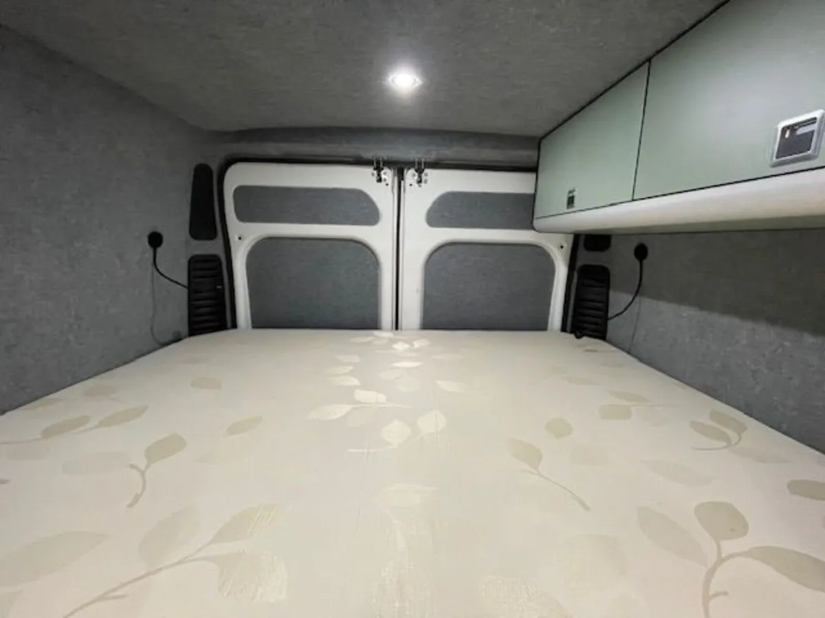 2019 PEUGEOT BOXER 435 PRO L4H2 BLUE HDI CAMPERVAN - Image 4