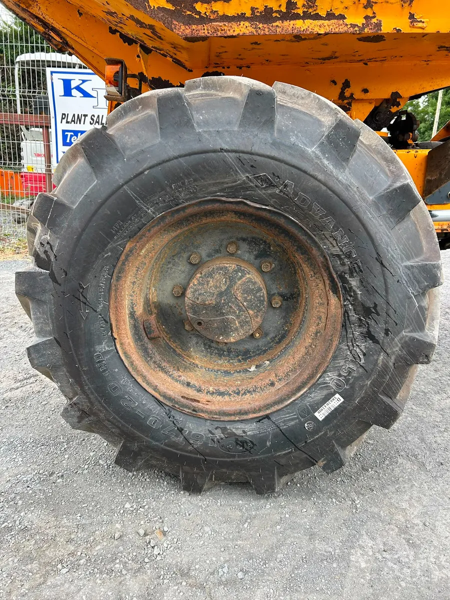 Year 2011 Thwaites 6Ton Swivel Dumper - Image 4