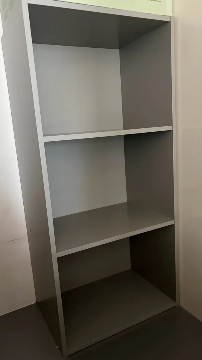 Storage Shelf/Bookcase