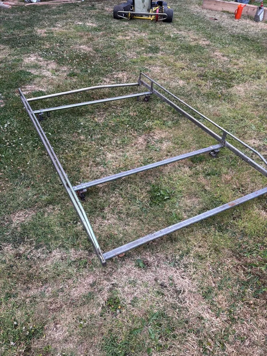 Roof rack - Image 1