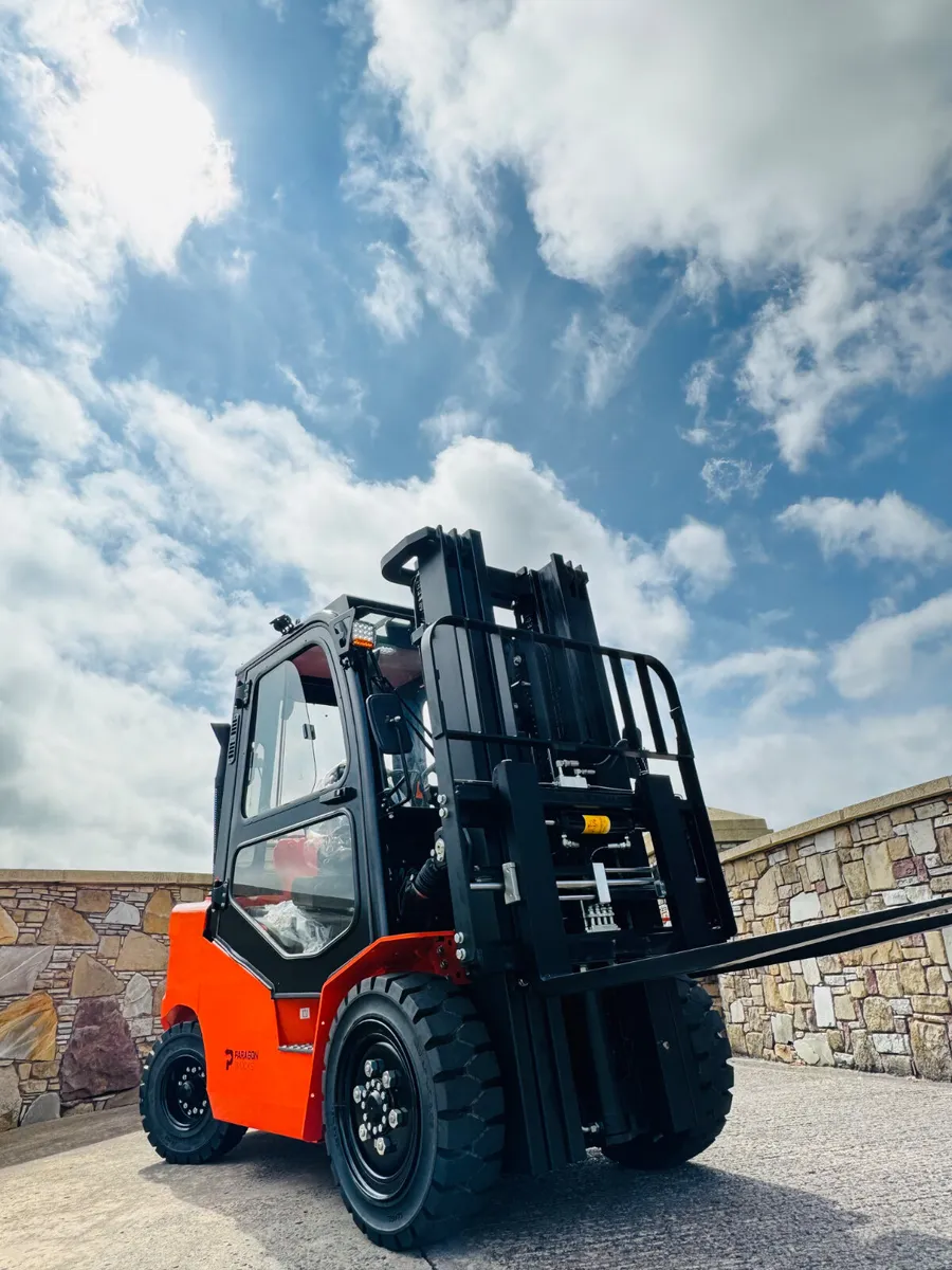 NEW Noblelift CPCD30 3-Ton Forklift - Image 2