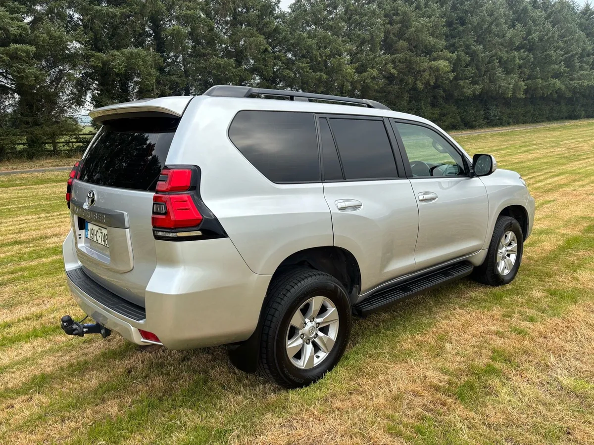 Toyota Landcruiser price plus VAT - Image 3