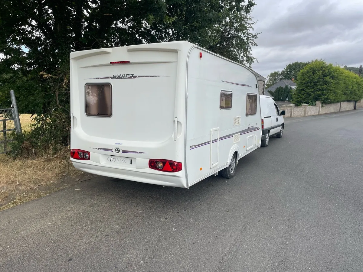 2 berth caravan - Image 4