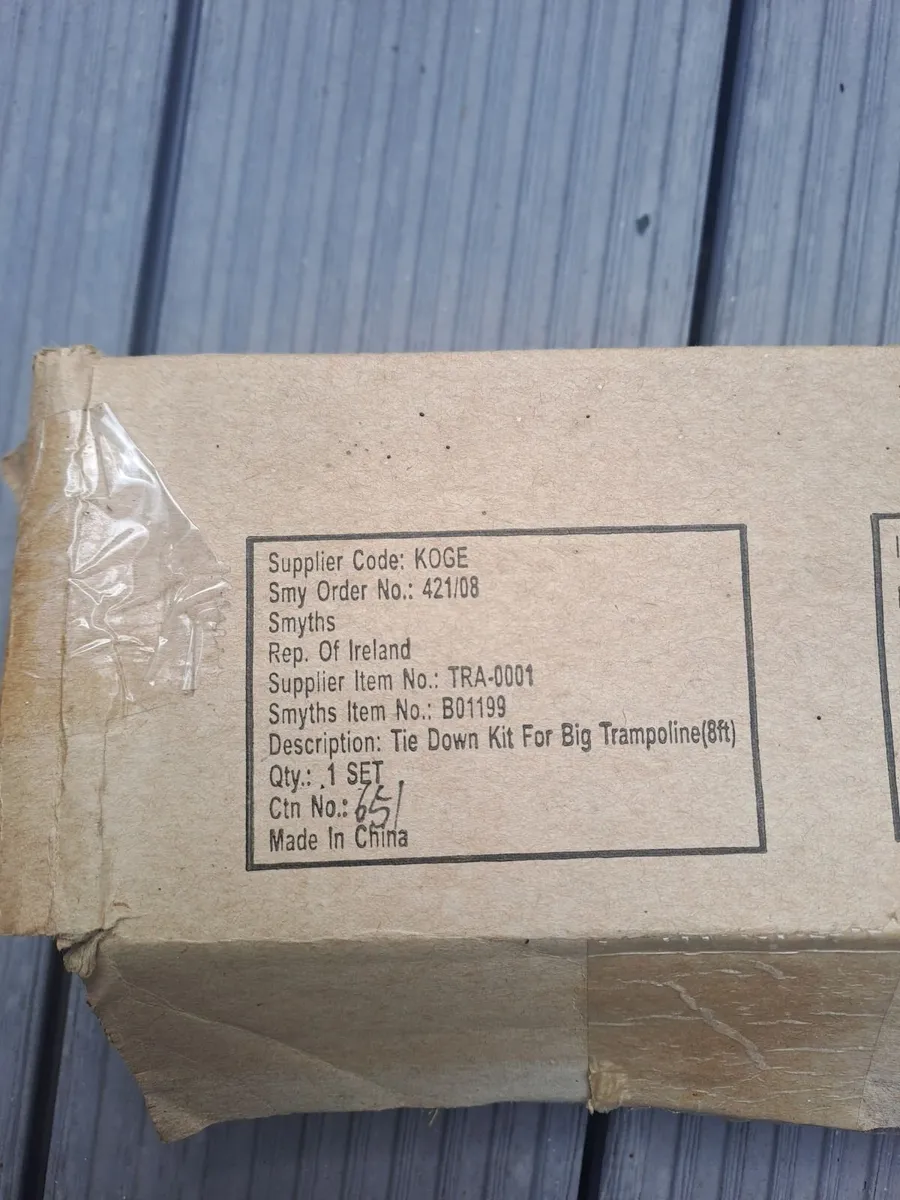 Smyths Trampoline Anchor Kit - Tie Down Kit - Image 4