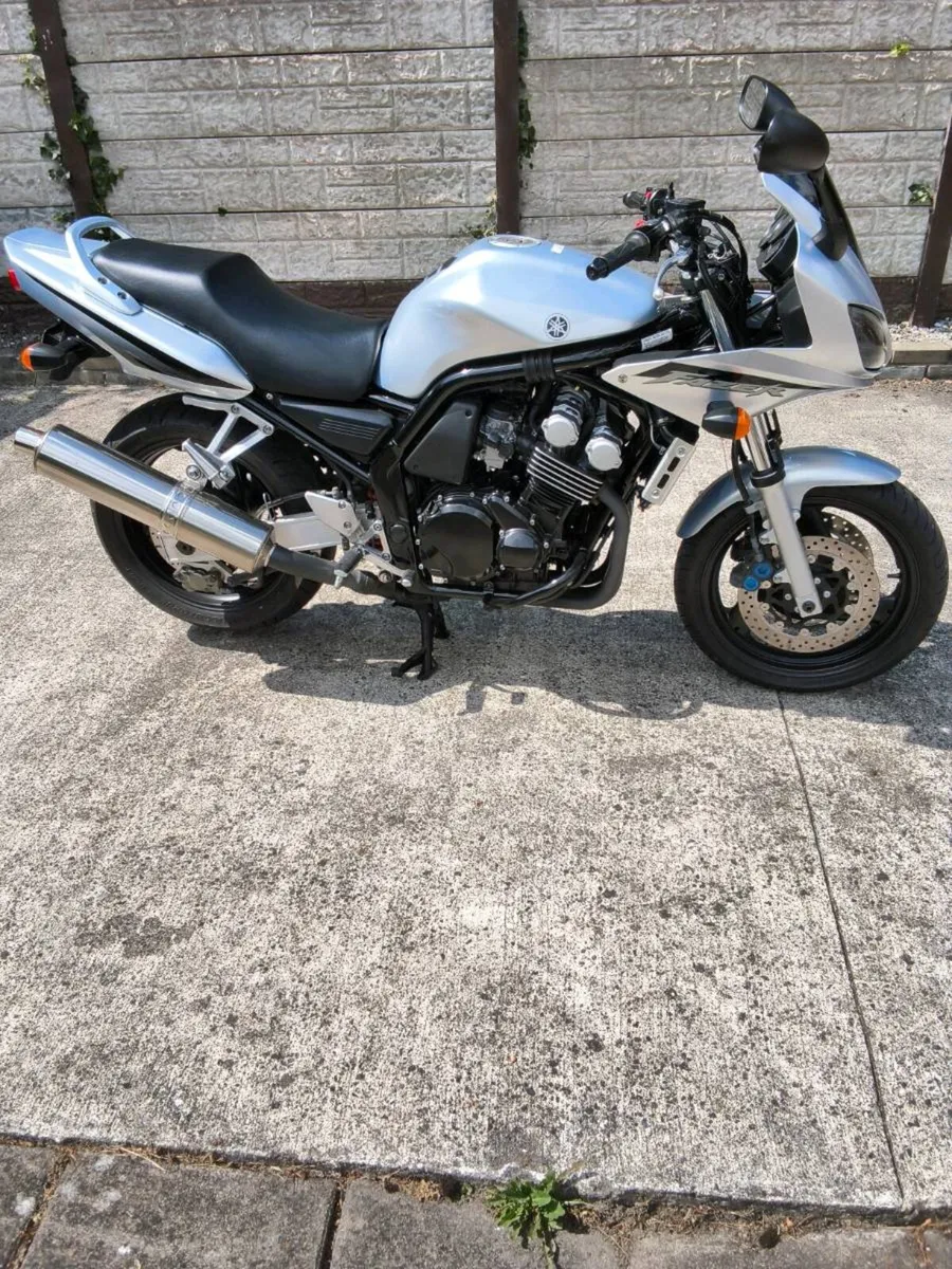Yamaha Fazer 600 - Image 2