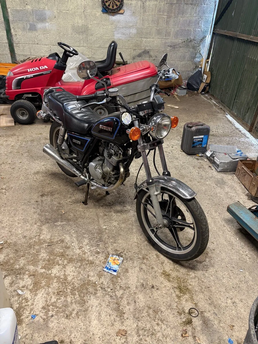 Suzuki GN 125 - Image 1