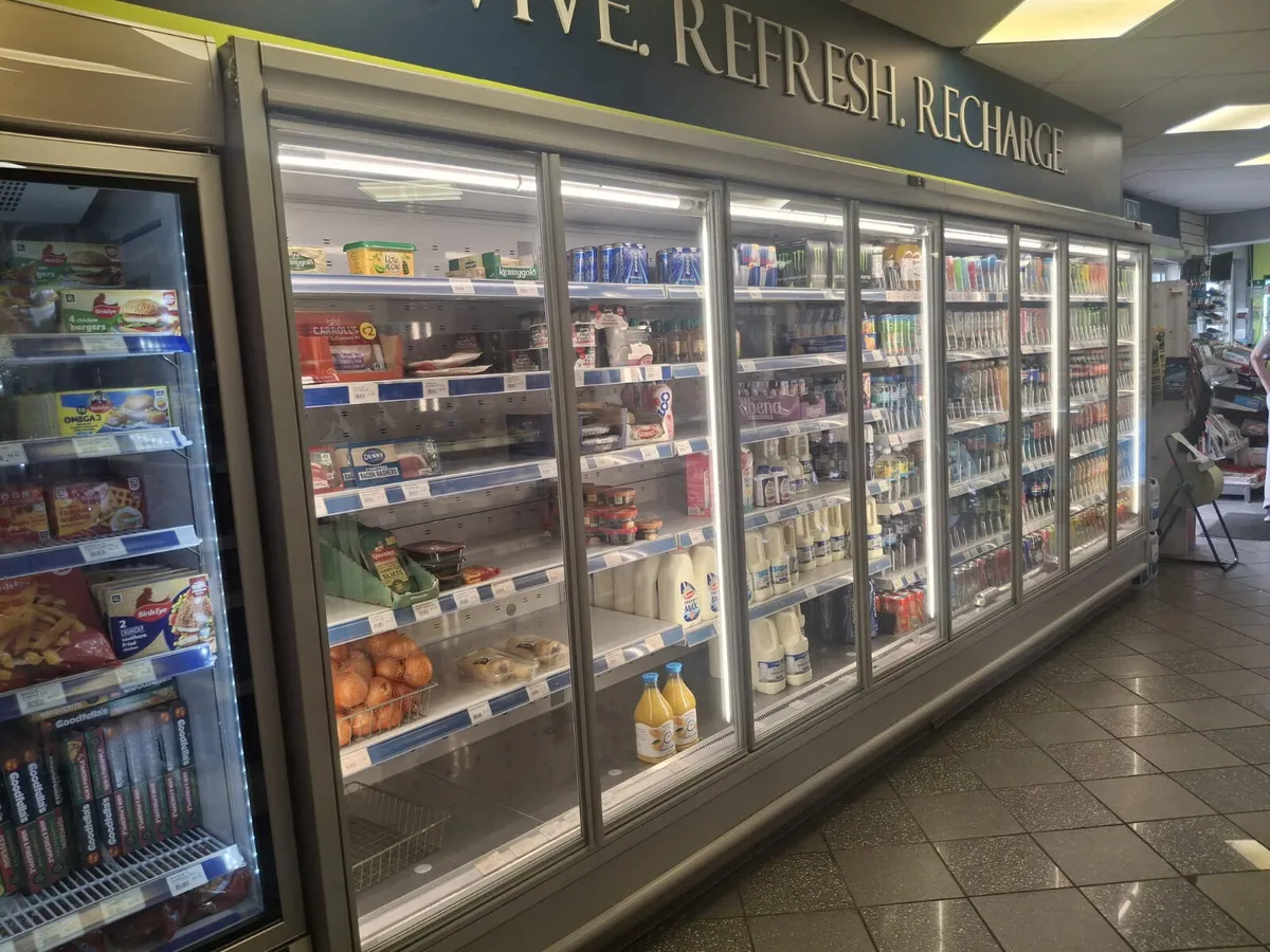shop dairy wall - Image 3