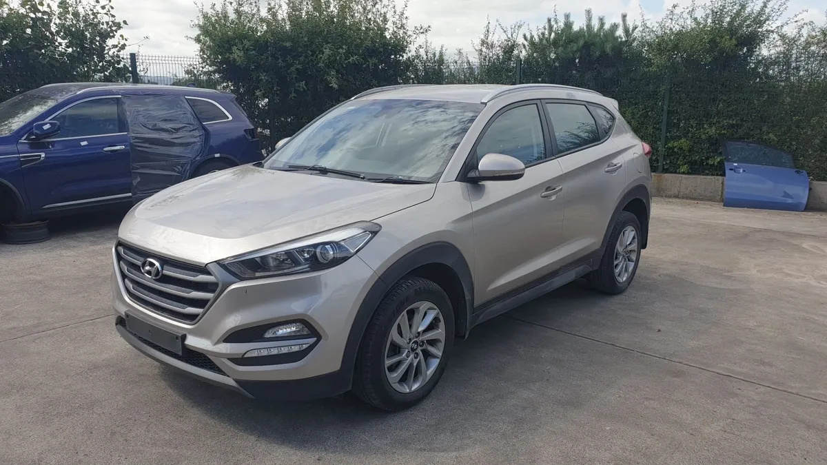 *For parts* Hyundai Tucson 1.7 dsl 6 speed (2015). - Image 1