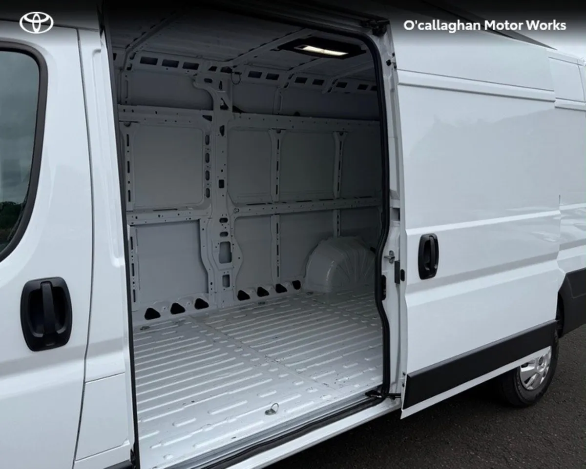 Toyota Proace Proace Max GX 140hp - Image 4