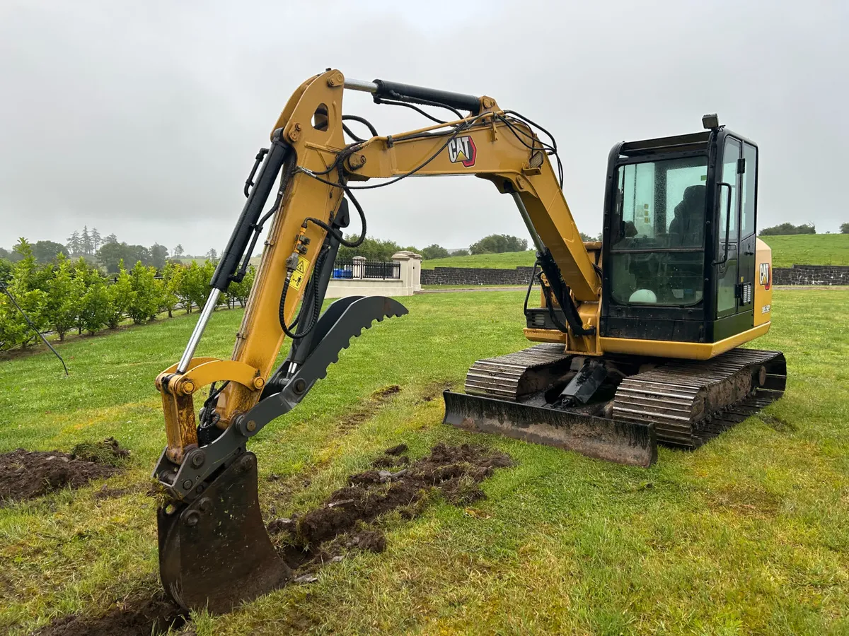 2019 CAT 305.5E2 C/W x3 New Buckets & Thumb Grab - Image 3