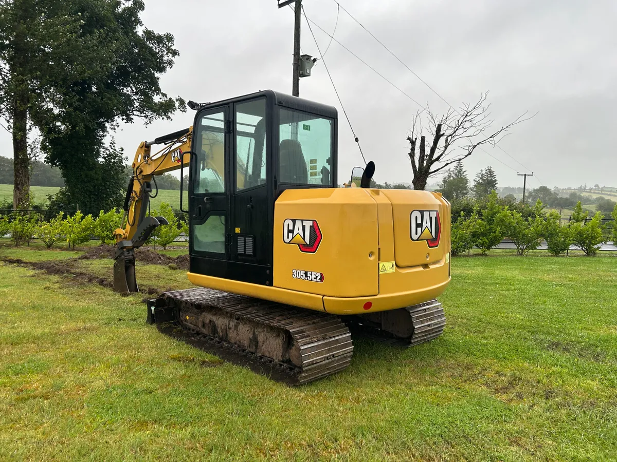 2019 CAT 305.5E2 C/W x3 New Buckets & Thumb Grab - Image 1