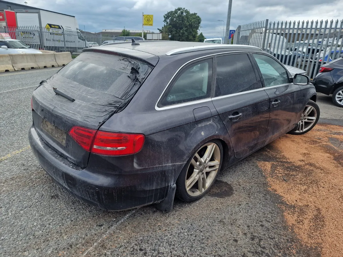 11 AUDI A4  2.0 TDI (CAG) ESTATE FOR BREAKING - Image 4